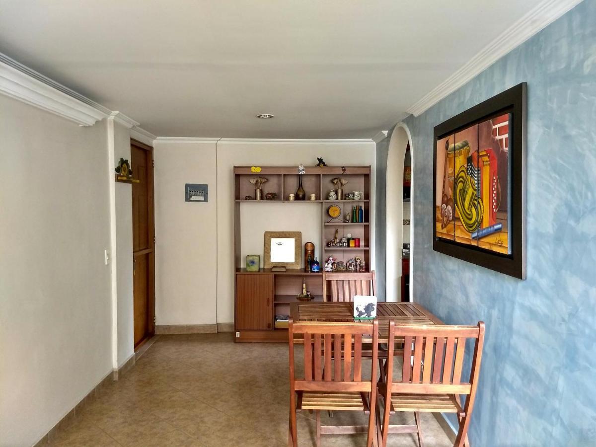 Appartement Bueno, Bonito, Barato Y Cerca A El Poblado à Medellín Extérieur photo
